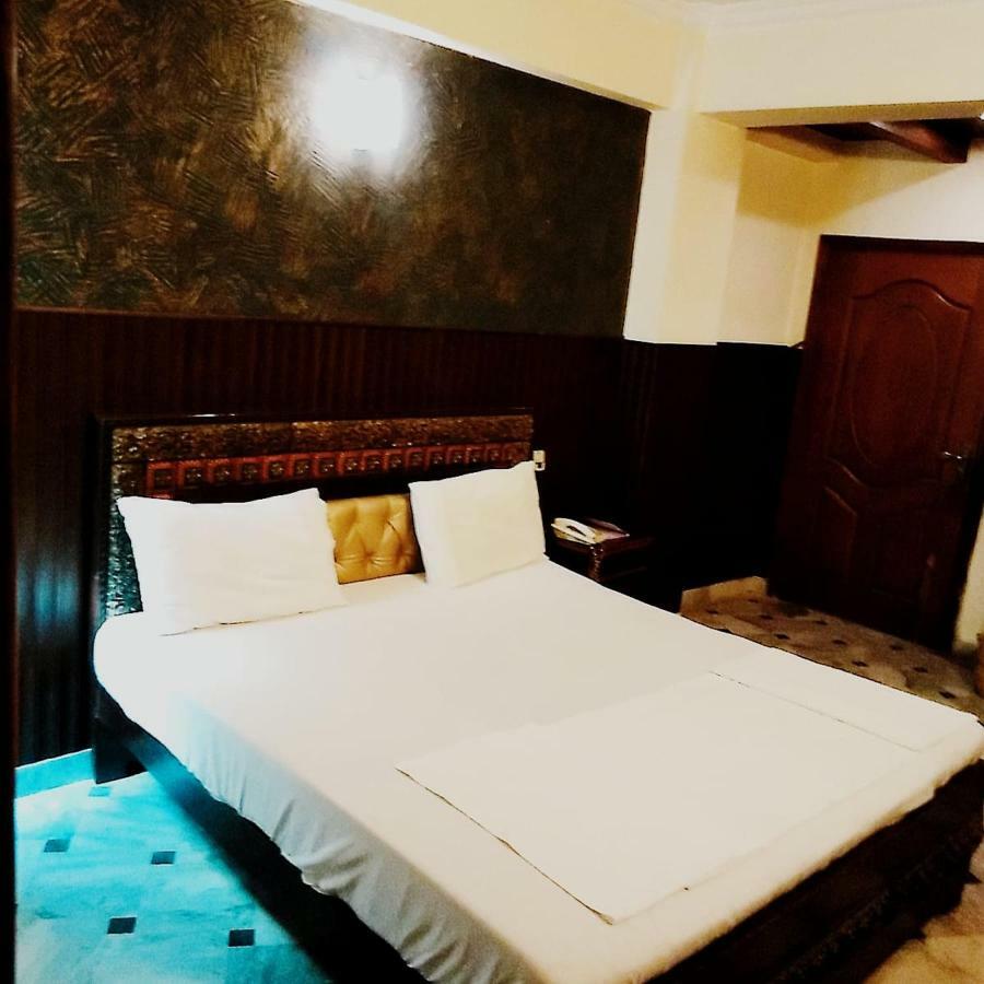 Ballagio Isb Otel İslamabad Dış mekan fotoğraf
